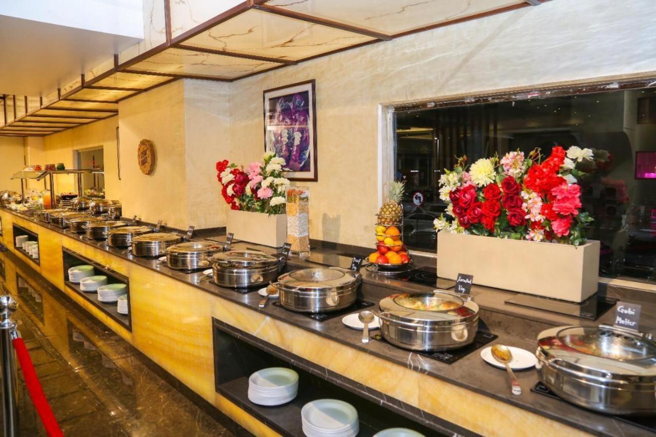 Rainbow Hotel Apartments Abu Dhabi Bagian luar foto